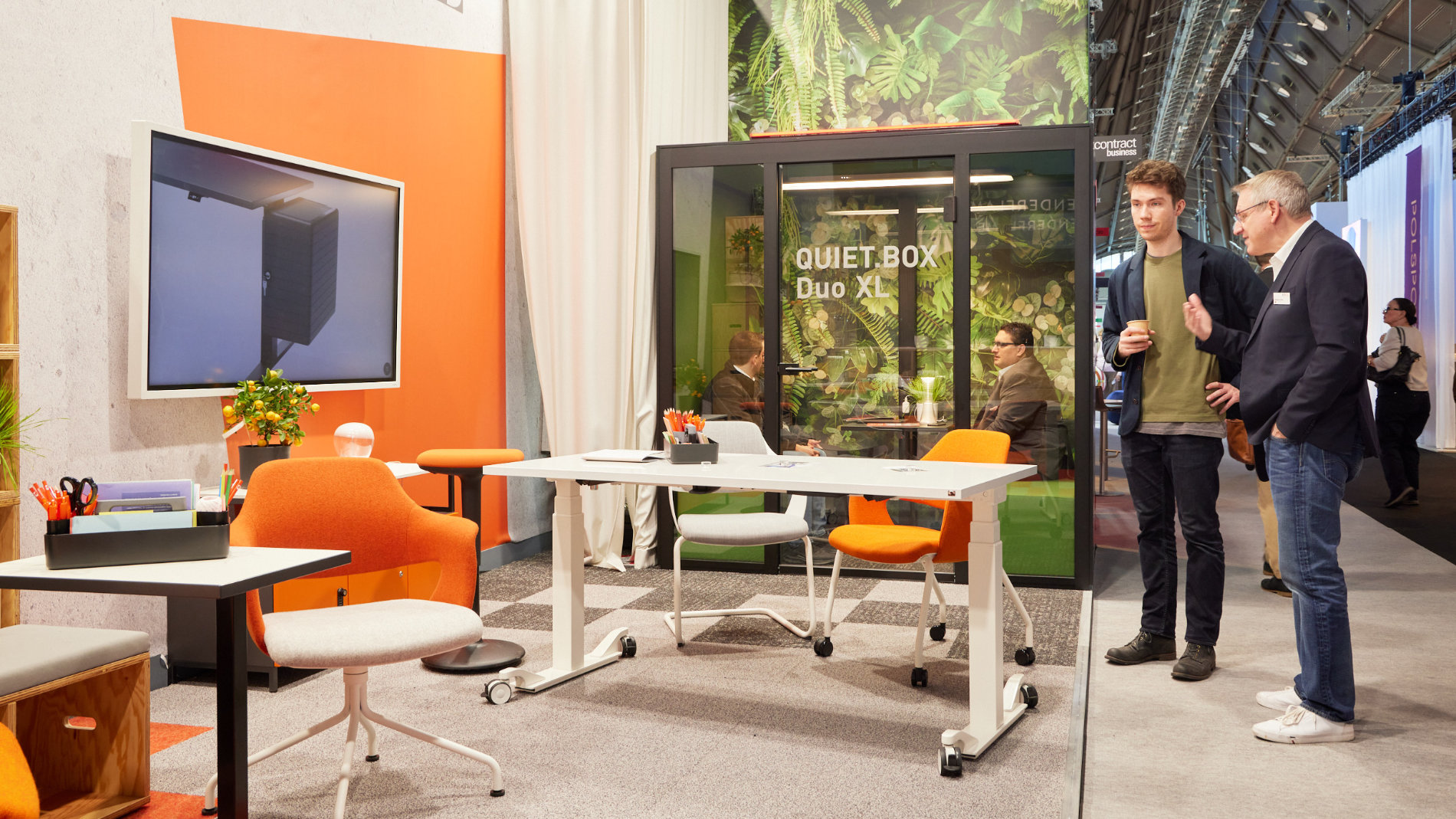 Office furniture at Ambiente